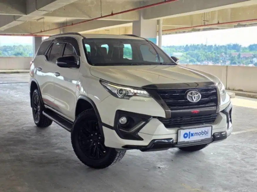 DP RENDAH Toyota Fortuner 2.4 VRZ TRD Solar-AT 2020 EJE