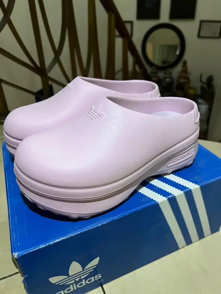 Sendal adidas adifom cewe