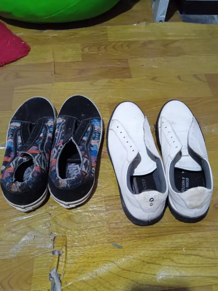 Jual sepatu 2 pasang ukuran 40