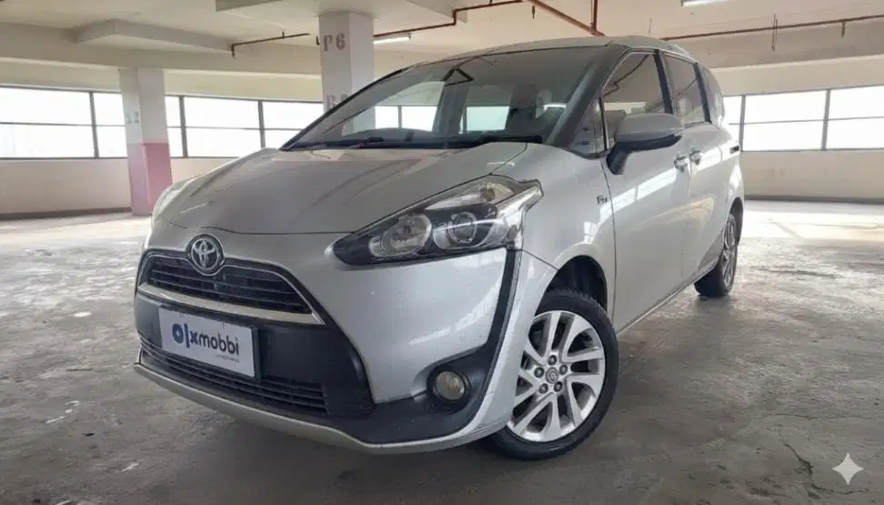 Toyota Sienta 1.5 V Bensin-AT 2018