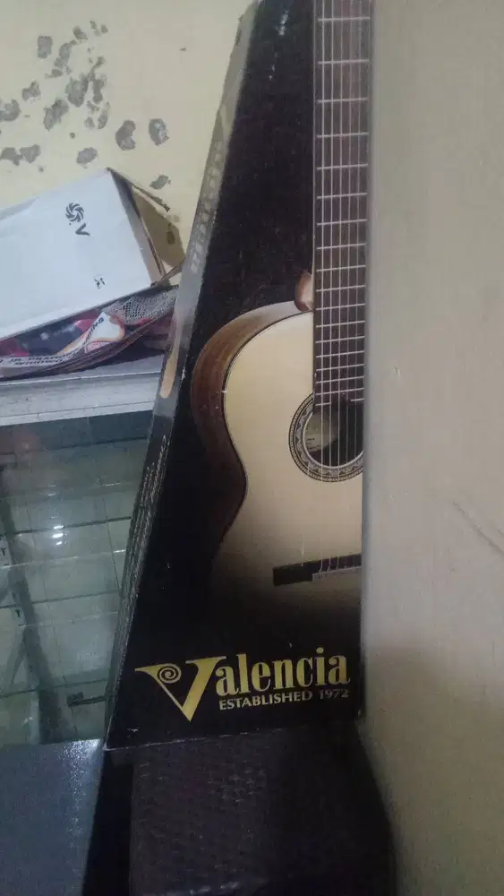 Beli di pake niat nya bisa belajjar gitar cdpat ,teryata susah