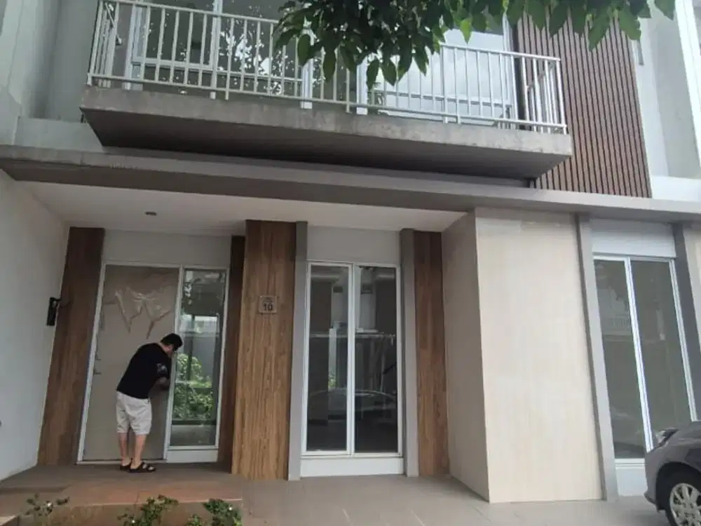 Disewakan Rumah di Cluster Nara Gading Serpong