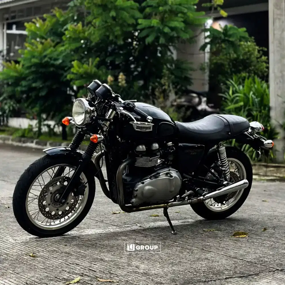 FOR SALE!! Triumph Thruxton 2015