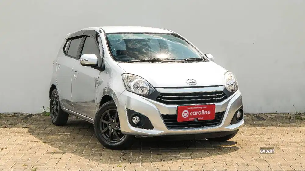DAIHATSU AYLA X 1.0 AT 2022 - IRIT, PAJAK PANJANG!
