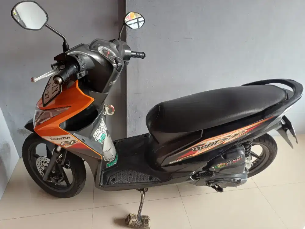 Dijual Motor Honda Beat FI tahun 2012