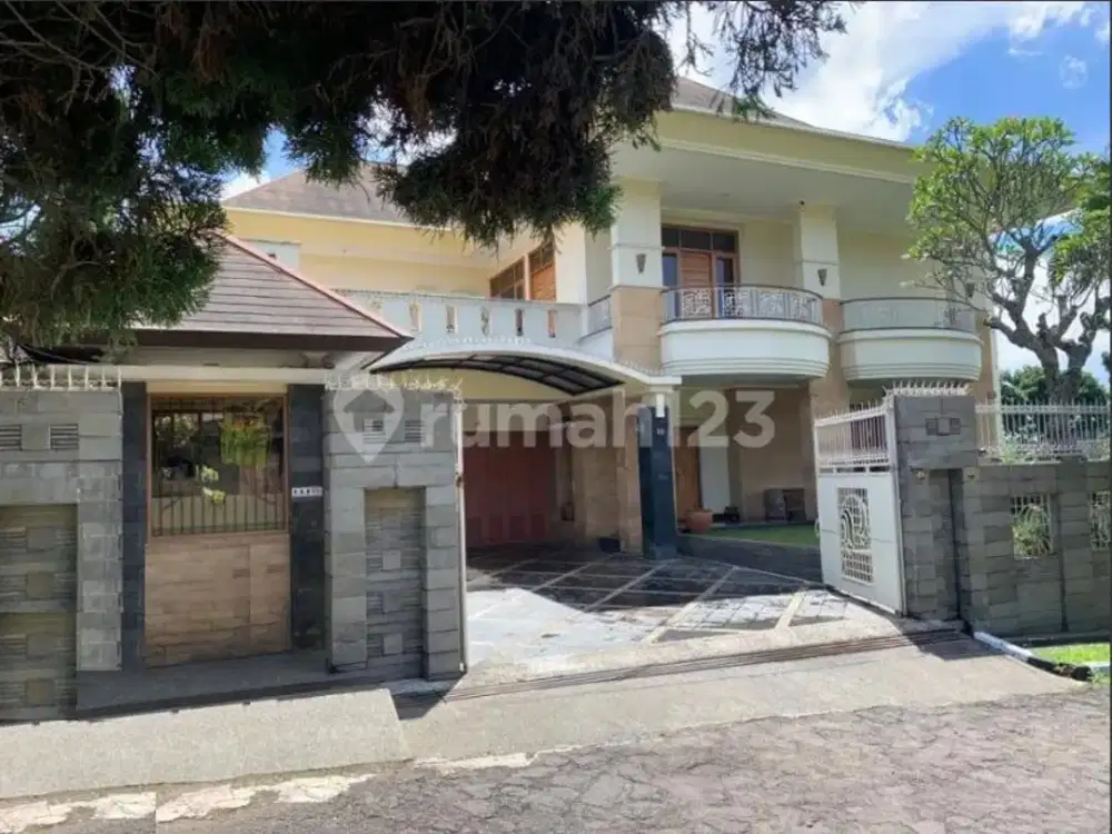 Super Deal! Rumah Mewah Luas di Budi Indah Setiabudi Harga di Bawah NJOP