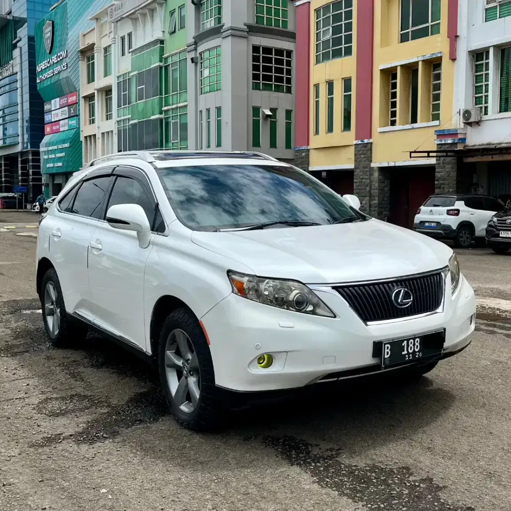 Lexus RX270 CBU HONGKONG Version Sunroof NIK 2011
White On Black
