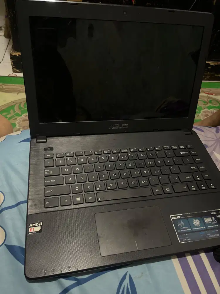 Asus X452E series