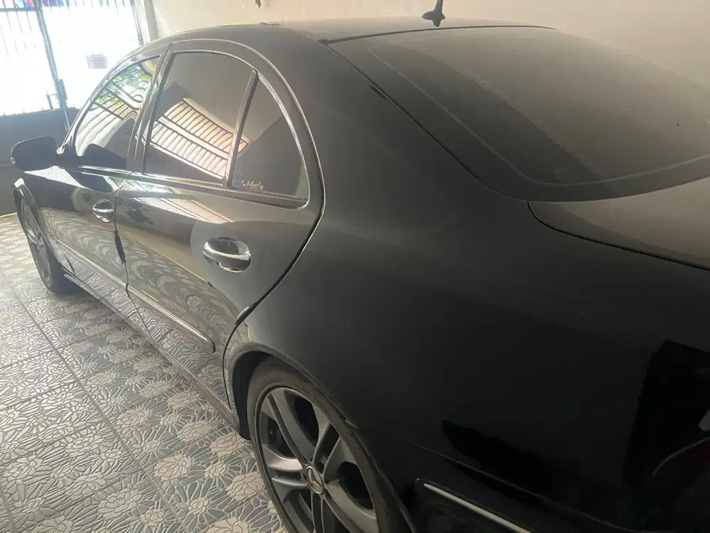 Mercedes-Benz E280 2008 Bensin