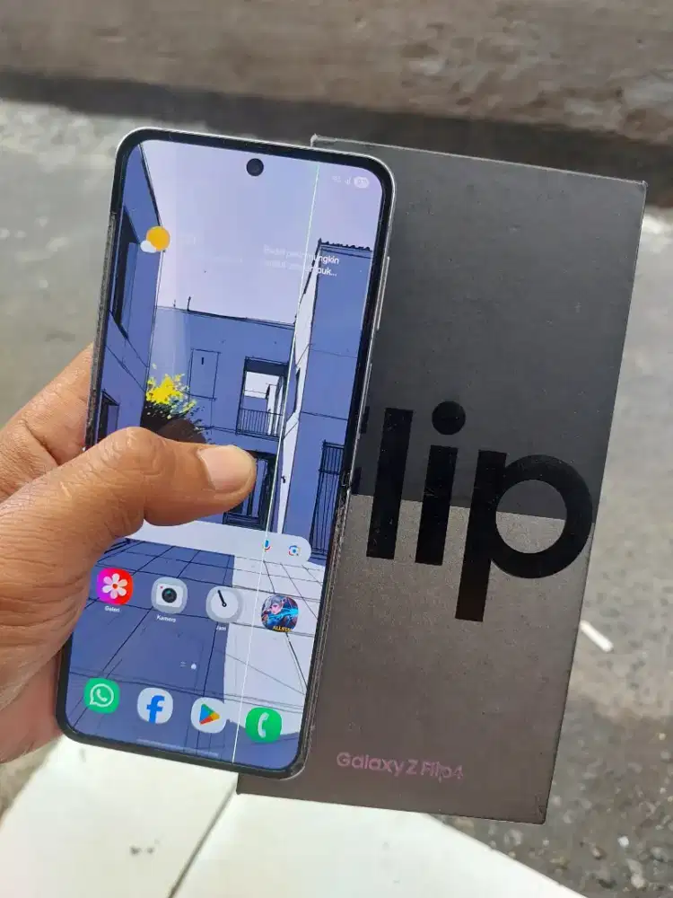 Samsung z flip 4 5G Sein ram 8/256 Hp dusbox