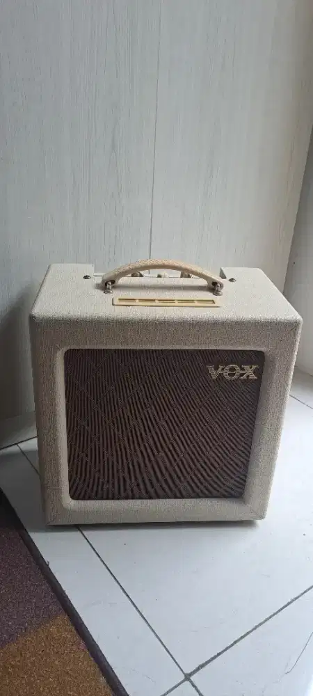 Ampli gitar Vox