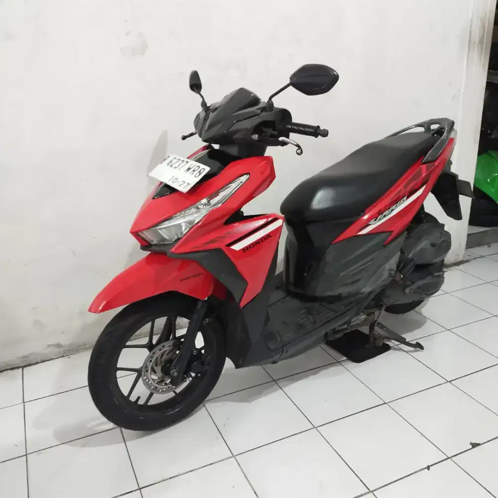 Honda Vario 125 LED OLD 2017 Mesin Cakep Bagus Lengkap