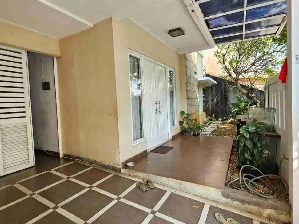 Rumah 2 Lantai Dalam Komplek Siap Huni di Bintaro Sektor 5