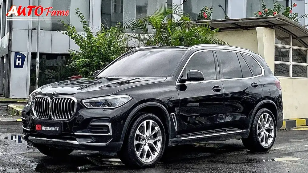 BMW X5 xDrive xLine 4.0i G05 NIK 2023 Black On Black Tgn 1 Dr Br