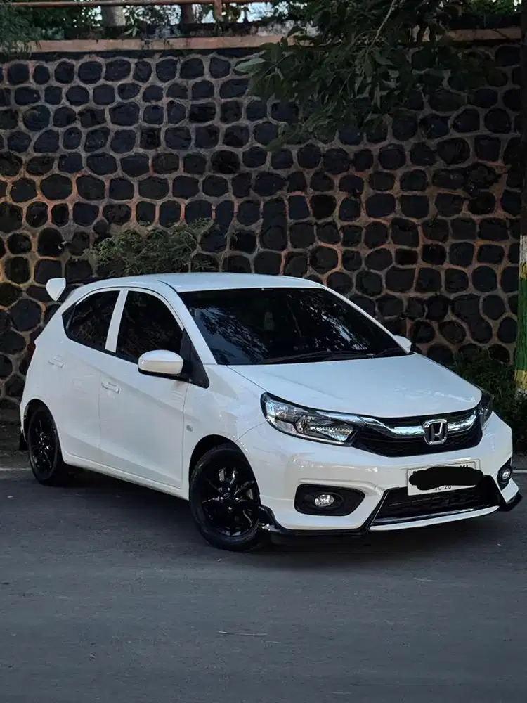 CASH HONDA BRIO E 2023 ! SUPER LOW ODO
