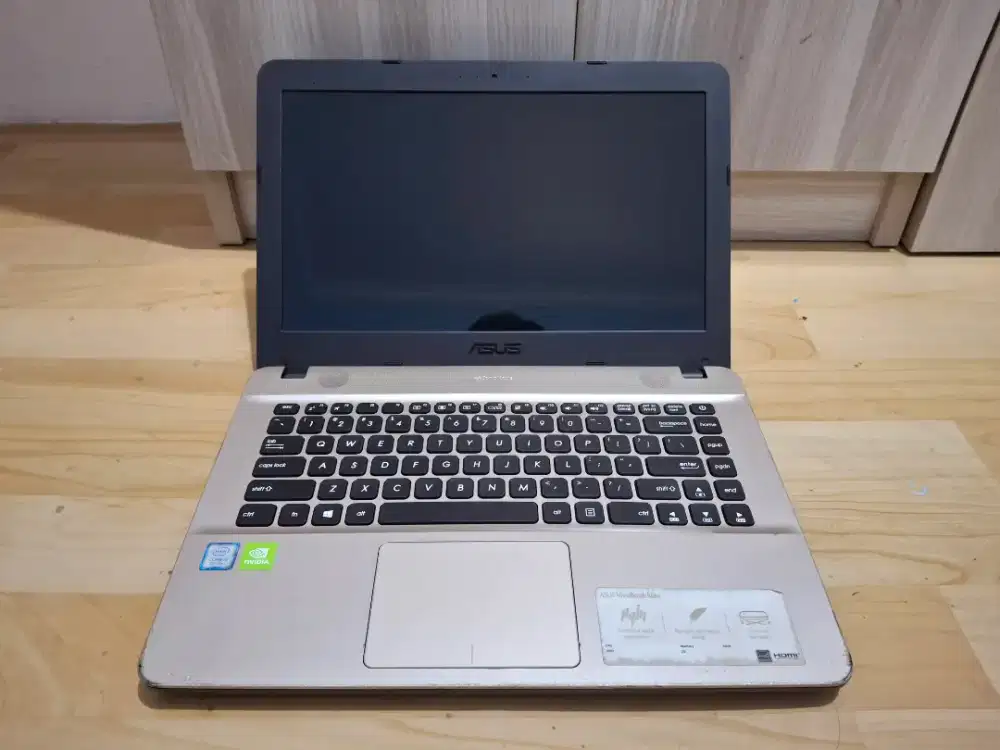 Asus X441UBR Core i3 7020U 8GB/256GB SSD With Nvidia MX110 2GB DDR5