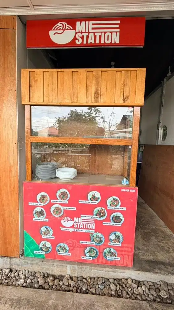 Rak Jualan (stelling) kayu jati belanda