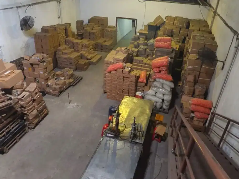 Gudang Industrial Kosambi Dadap: Listrik 23.000W & Ceiling Tinggi 8.8M – Siap Produksi!