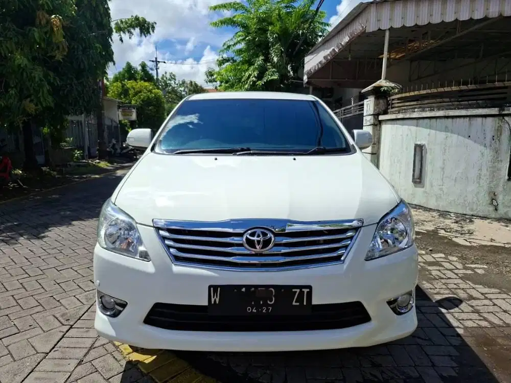 Toyota Innova V Bsn Matic/At 2011 Kondisi Sangat Istimewa Siap Pakai