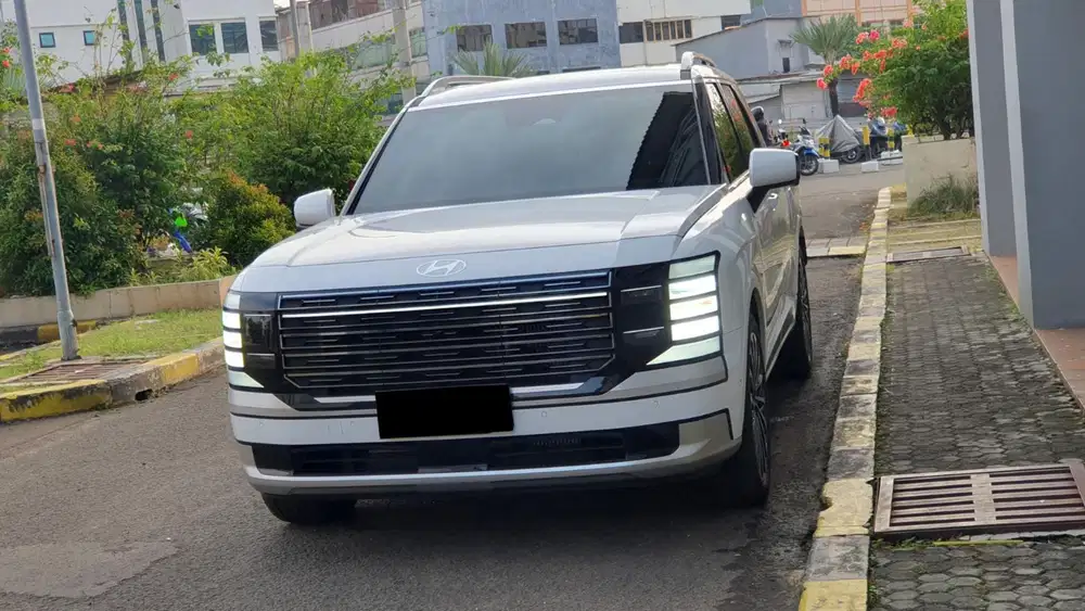 Km 4 ribu hyundai palisade hybrid calligraphy 2025 putih