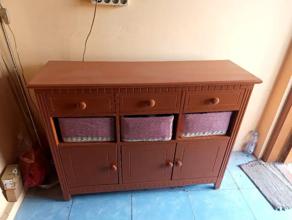 Lemari Bupet Kayu