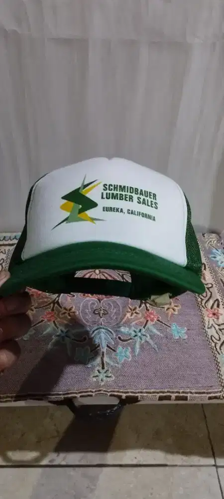 Trucker cap Vernon Headliner
Young An
Shcmidbauer
Full tag