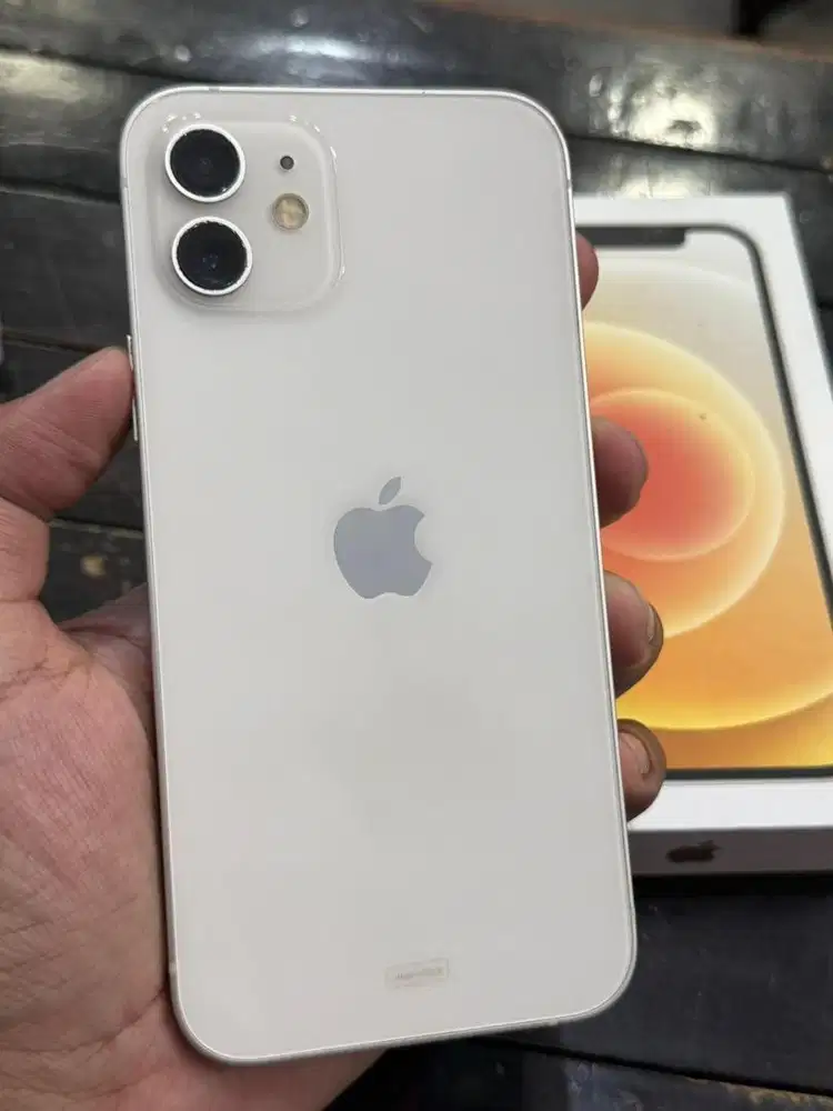 iPhone 12 White 128GB Resmi iBox