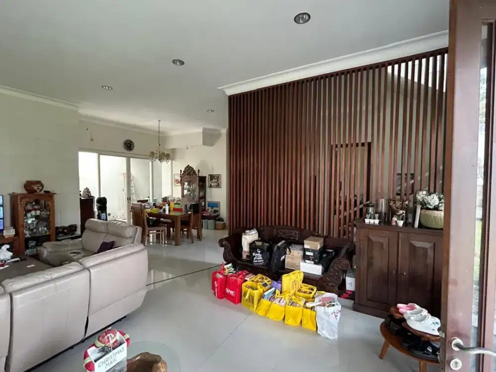 Disewakan Rumah di Citraland Utama Villa Sentra Raya