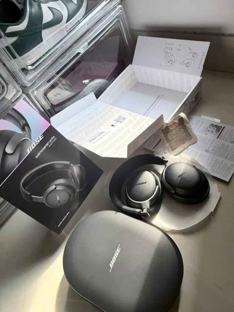 Bose QuietComfort Ultra ANC Black Gen 1 Spatial Audio Headphone