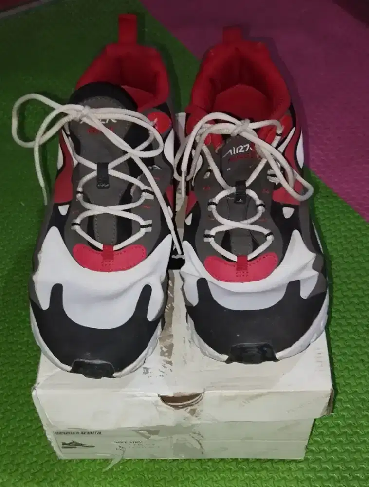 Sepatu Nike Air Max 270 React Black University Red