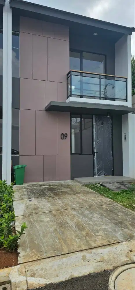 JUAL / SEWA RUMAH BARU 2 LANTAI DI PARK SERPONG – HARGA TERBAIK!