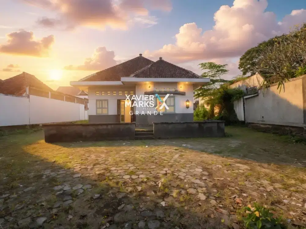 Disewakan Rumah Klasik di Jalan Gunung-Gunung, Tengah Kota Malang