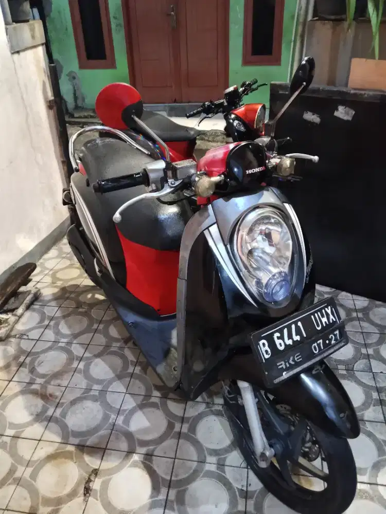 Di jual Honda Scoopy 2012