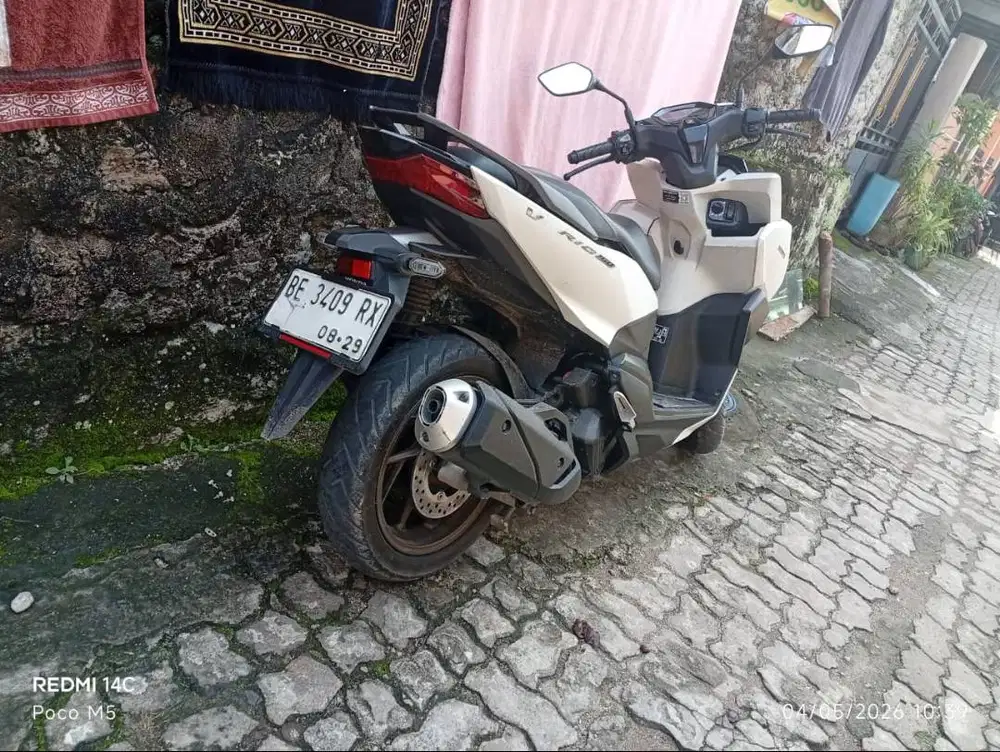 Honda Vario 160 ABS Double Cakram Kelas Tertinggi