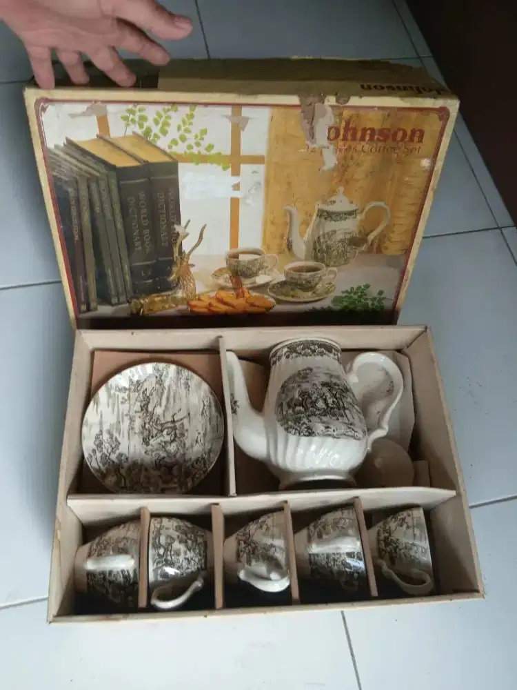 Tea coffeeset johnson hand painted oxford E oxford acid resisting