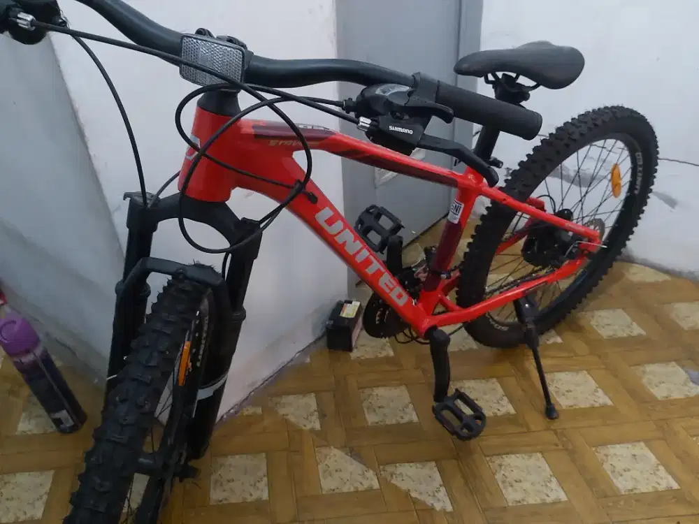 Sepeda 24 Inch United Bike Stavros – Merah, Kondisi Baru!