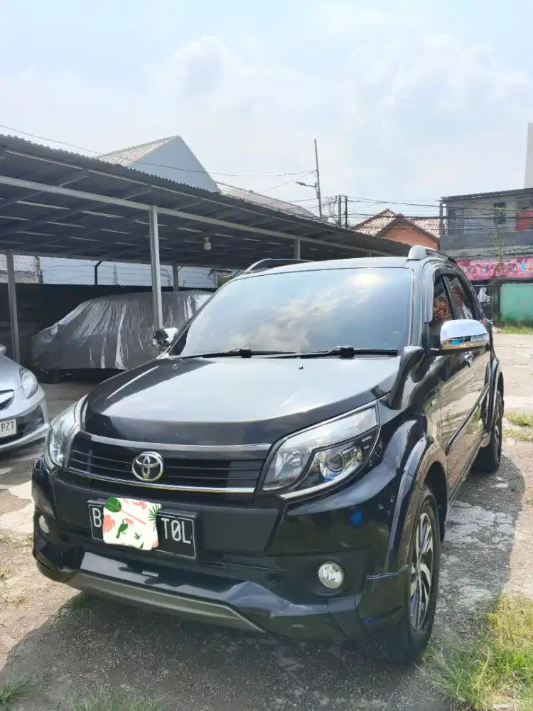 DIJUAL TOYOTA RUSH 2017 MANUAL – HITAM – ISTIMEWA TERAWAT