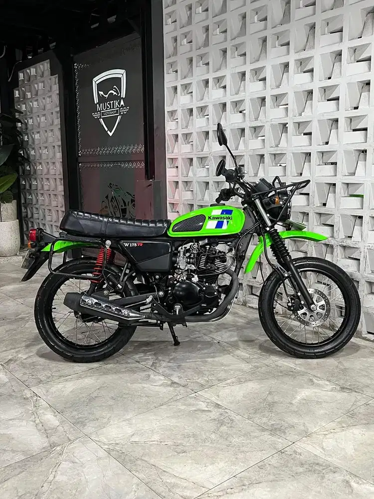 Odo 3rb!! Kawasaki W175 TR th 2022 - Ayu Mustika