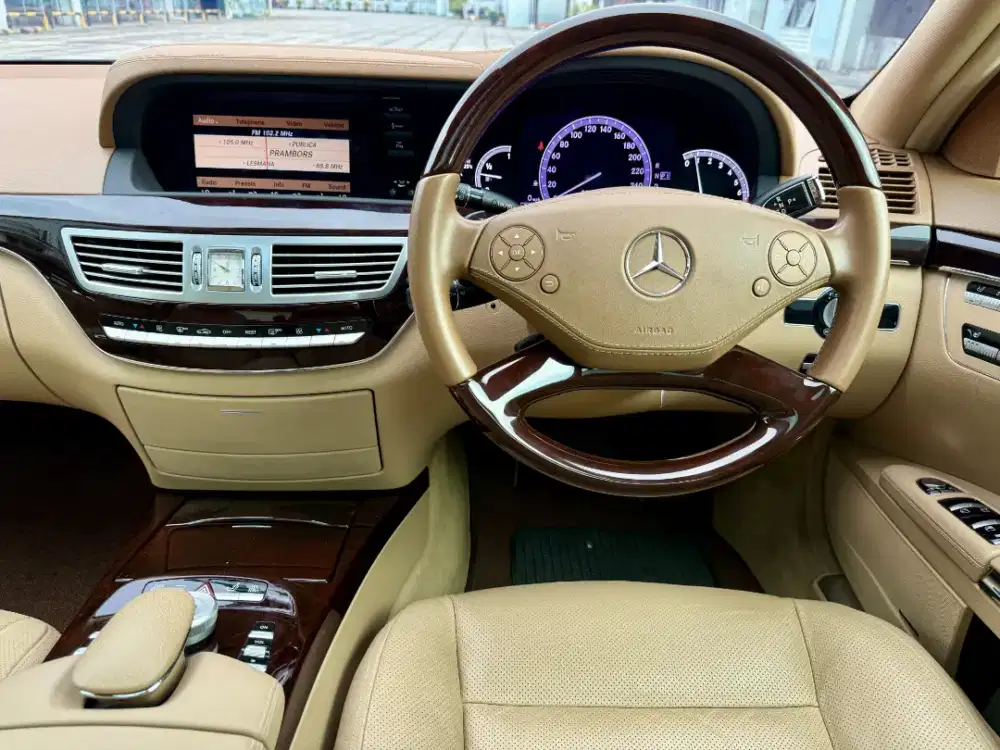 Km 26 RB MERCY S350I RSE AT 2014 Bensin