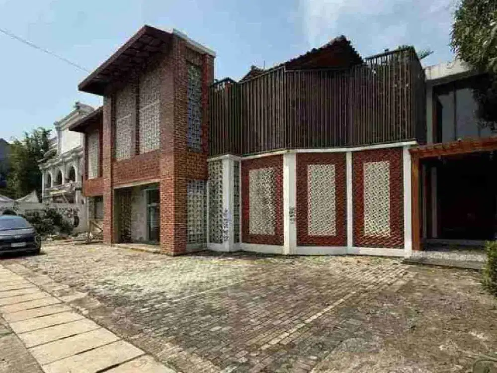 Gedung Raya Kemang Strategis