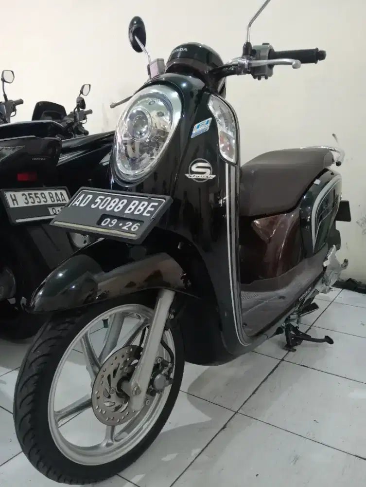 HONDA SCOOPY Stylish 2016 ISTIMEWA