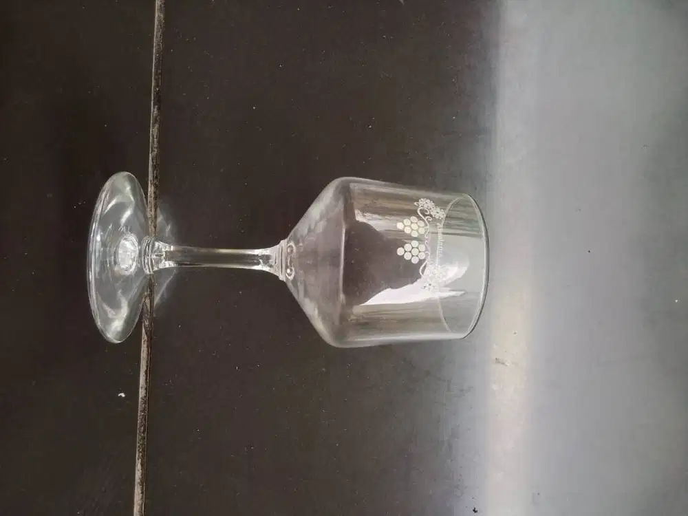 Bisa Nego - 30 Gelas Akadama Wine Glass Untuk Minum Anggur
