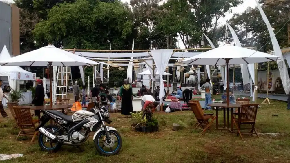 Tenda outdoor,payung jati,meja bulat,payung minimalis,tenda