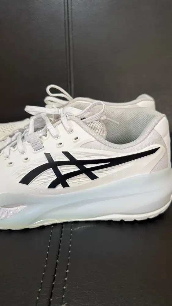 ASICS GEL RESOLUTION X