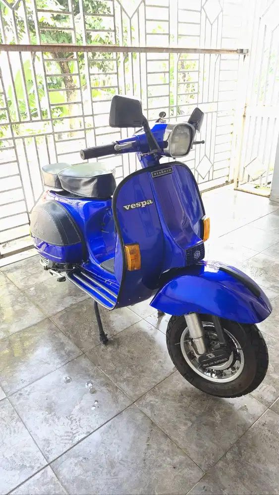 Vespa PX 150 kondisi mulus,bisa nego