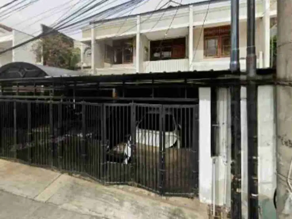 Dijual Rumah Luas dan Besar dekat Mall CP di Kepa Listrik