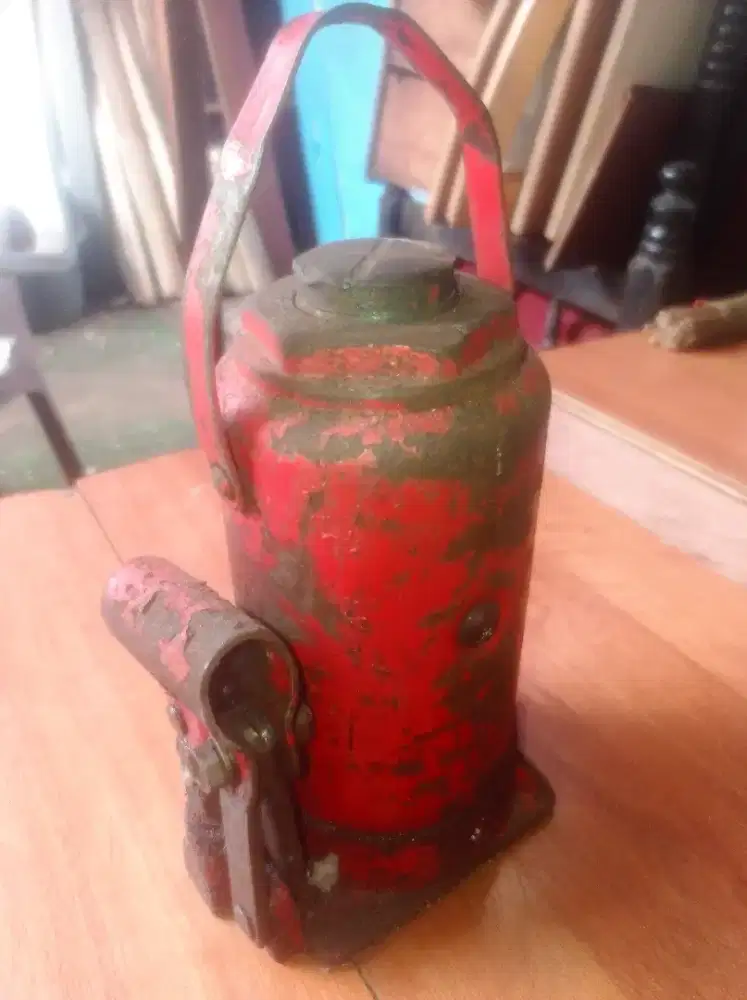 DONGKRAK MOBIL/TRUCK