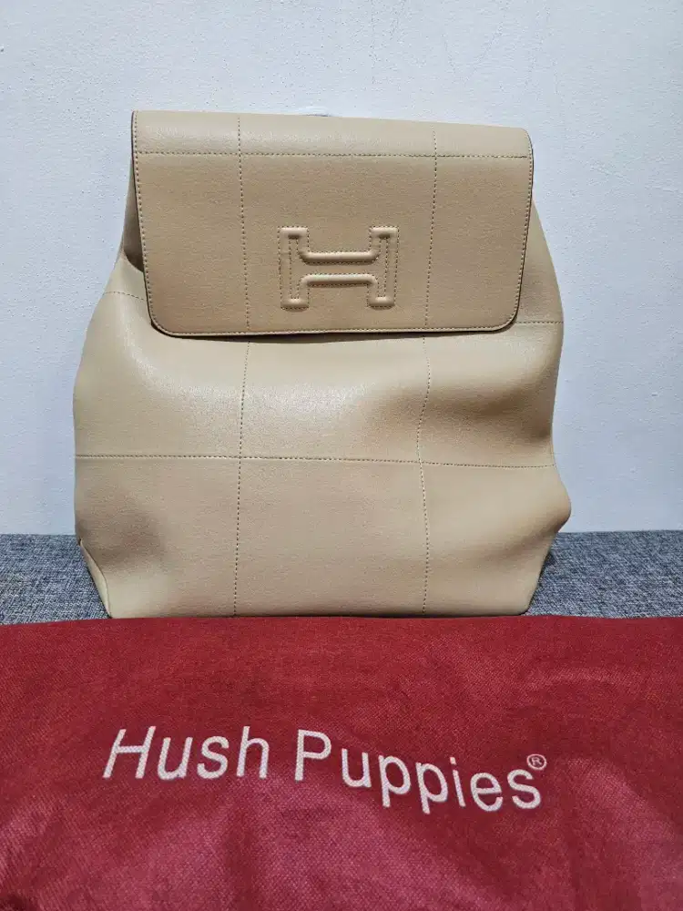 Tas Ransel Wanita Hush Puppies