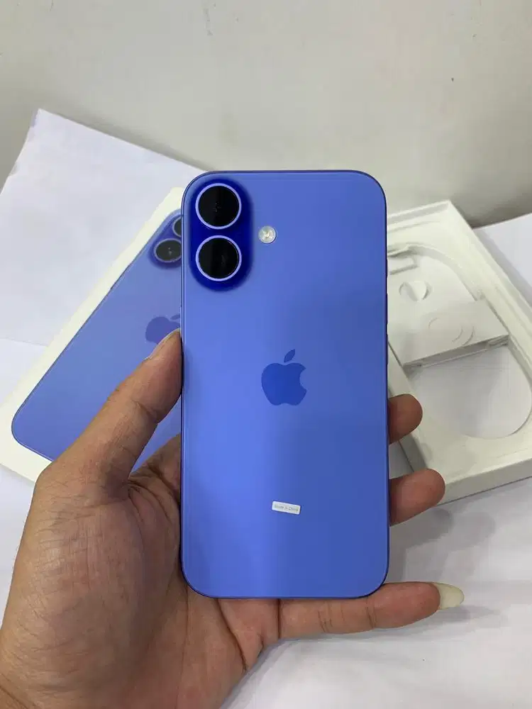 iPhone 16 256GB blue resmi iBox