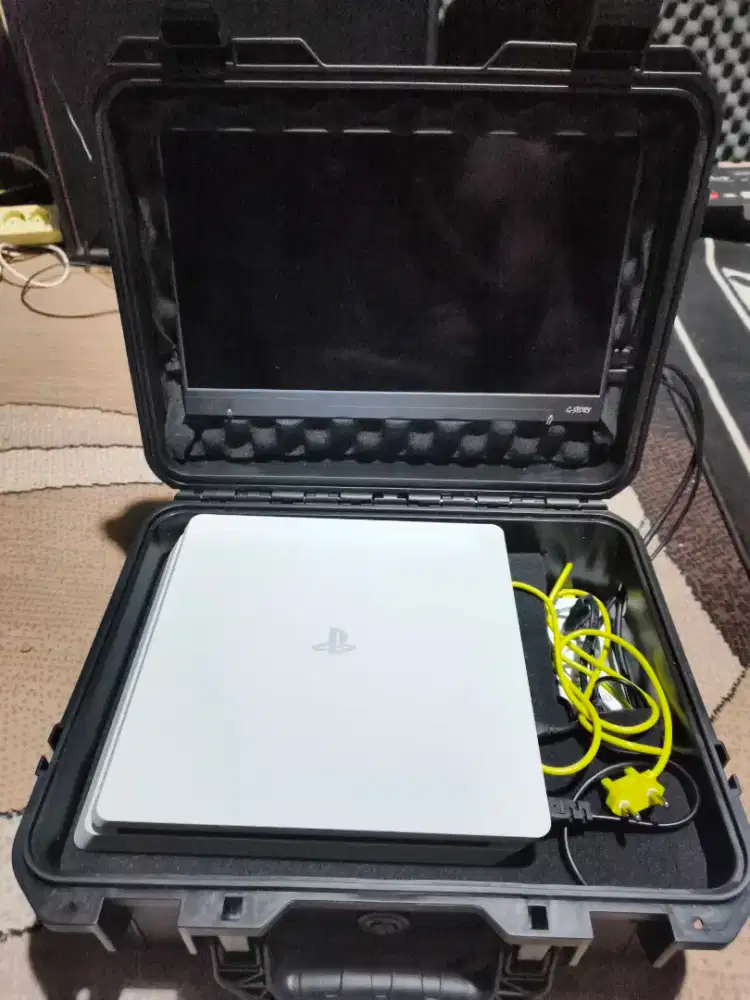 Console mobile play box